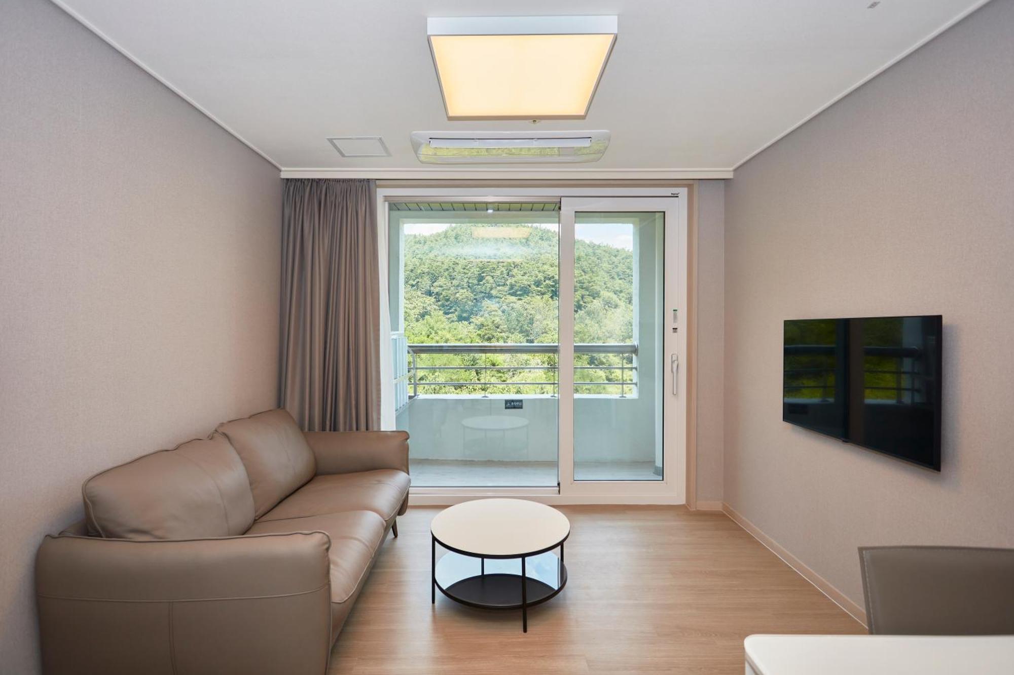 Kumho Hwasun Spa Resort מראה חיצוני תמונה